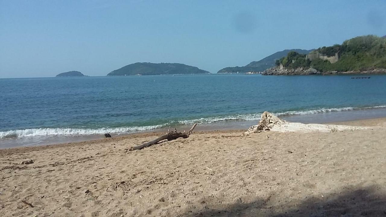 شقة Il Golfo E I Limoni لا سبيتسْيا المظهر الخارجي الصورة